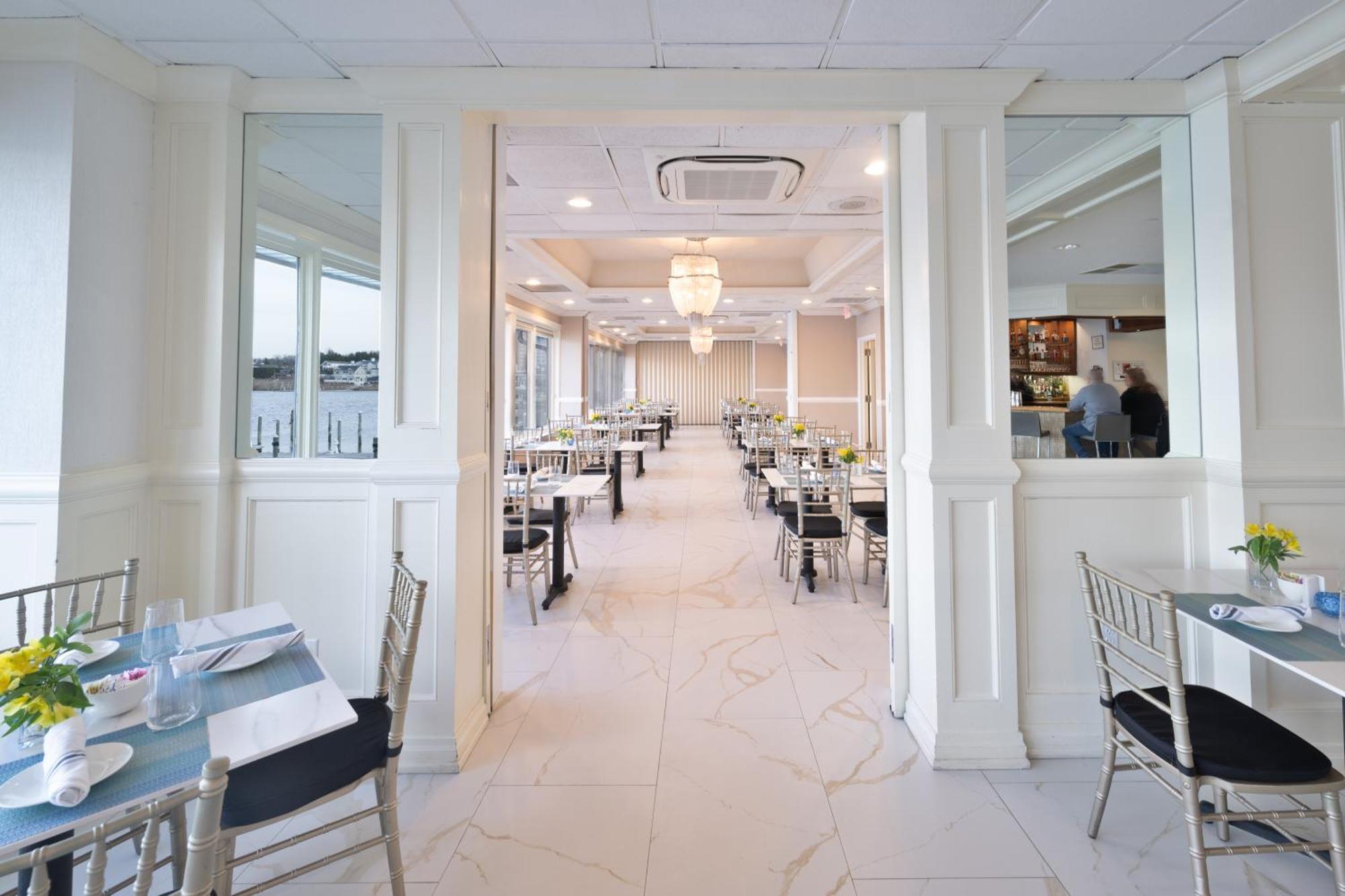 רד בנק Oyster Point Hotel מראה חיצוני תמונה